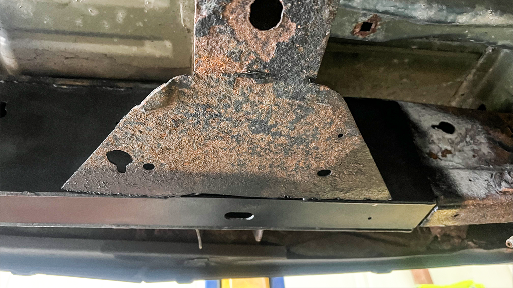 Rust Buster 2007-2013 Chevy Silverado / GMC Sierra 1500 Ext Cab Center Frame Section RB7338L/R