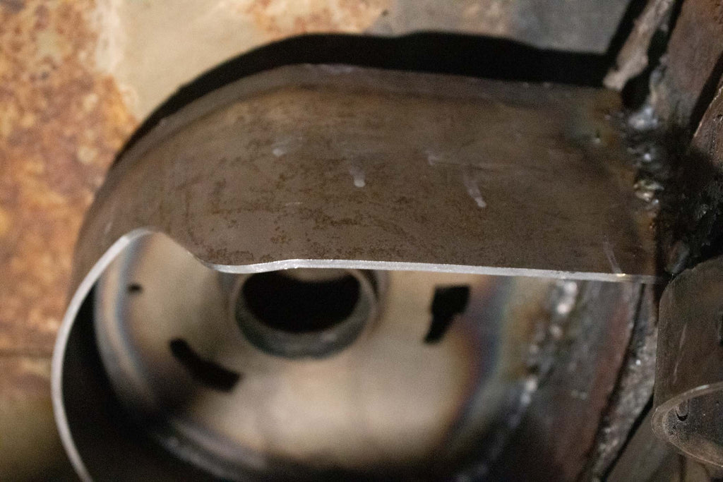 Rear Upper Coil Spring Bucket For Avalanche/Suburban/Yukon Driver Side Rust Buster Frameworks