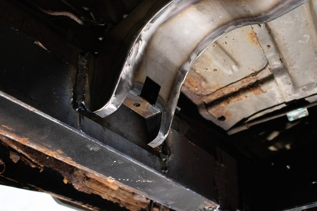 Front Fuel Tank Support Bracket For Avalanche/Suburban/Yukon Rust Buster Frameworks