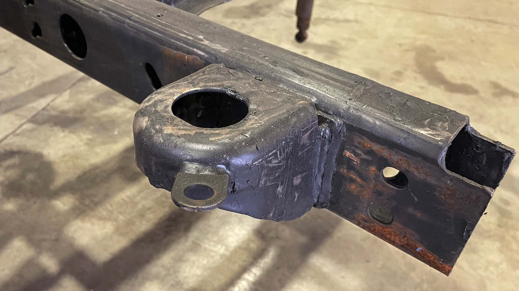 Rear Body Frame Mount For Avalanche/Suburban/Yukon Rust Buster Frameworks