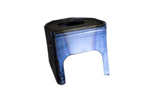 Load image into Gallery viewer, Center Body Frame Mount For Avalanche/Suburban/Yukon Rust Buster Frameworks