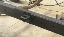 Load image into Gallery viewer, Rust Buster 2004-2012 Chevy Colorado &amp; GMC Canyon Center Cab Body Mount RB7508