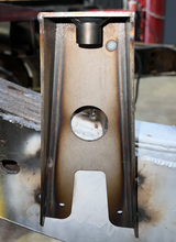 Load image into Gallery viewer, Rust Buster 2004-2012 Colorado Front Bed Mount RB7512