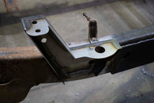 Load image into Gallery viewer, Cab and Bed Mount For 94-04 Chevy S10/GMC Sonoma Driver Side Rust Buster Frameworks