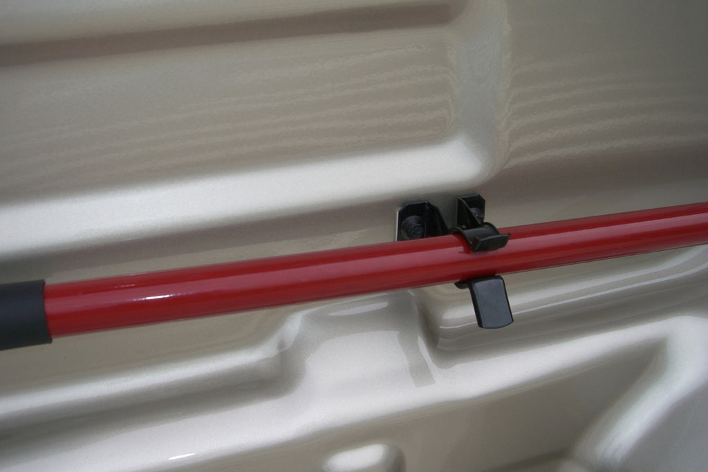 70088_reach_e-z_clip_close_up.jpg