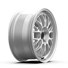 Load image into Gallery viewer, fifteen52 Holeshot RSR 18x8.5 5x112 42mm ET 57.1mm Center Bore Radiant Silver FFTRSHRS-88551+42