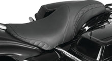 Load image into Gallery viewer, Mustang 06-17 Harley Dyna Standard Touring Solo Seat - Black