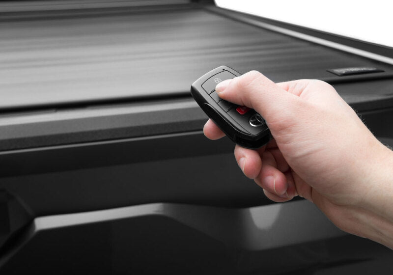 Retrax 2024 Ford Ranger (5ft Bed) EQ Electric Retractable Tonneau Cover w/ T-Slot Rails RTXEQ0338