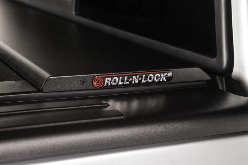 Roll-N-Lock 2022 Toyota Tundra Crew Cab/Double Cab 66.7in M-Series Retractable Tonneau Cover RNLLG575M