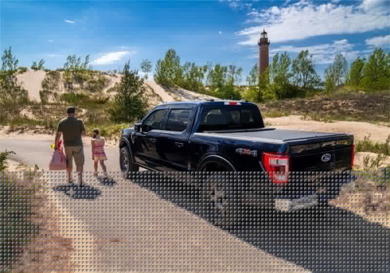 Roll-N-Lock 2022 Toyota Tundra Crew Cab/Double Cab 66.7in M-Series Retractable Tonneau Cover RNLLG575M