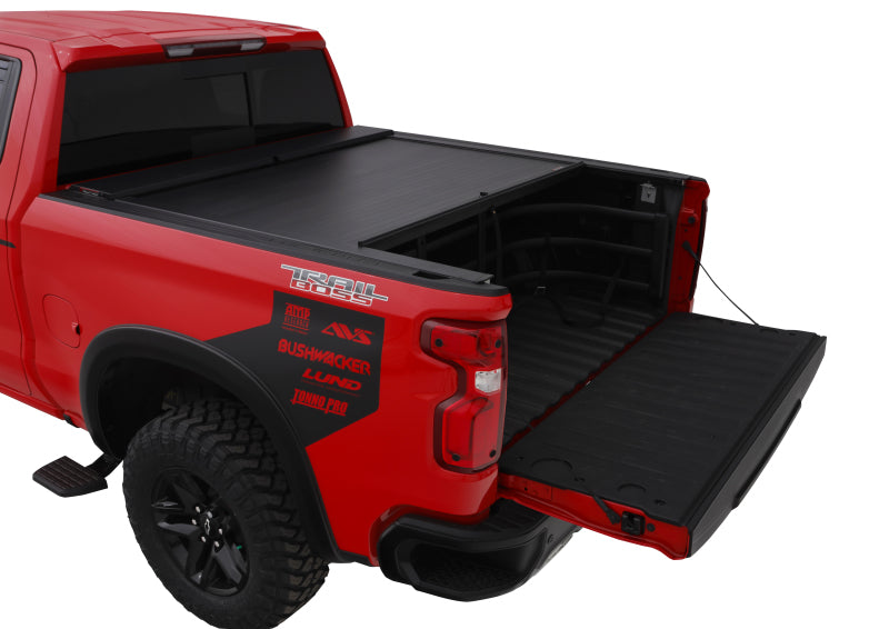 Roll-N-Lock 2022 Toyota Tundra Crew/Double Cab (5ft6in Bed) A-Series Retractable Tonneau Cover RNLBT575A