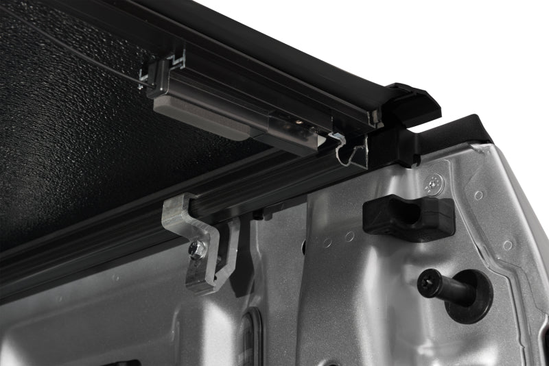 UnderCover 2021+ Ford F-150 Crew Cab 5.5ft Flex Bed Cover UNDFX21029