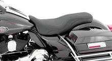 Load image into Gallery viewer, Mustang 08-21 Harley Electra Glide Std,Rd Glide,Rd King,Street Glide DayTripper 1PC Seat - Black