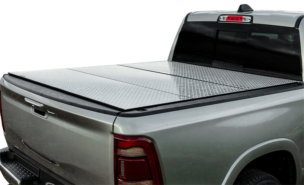 RAM_LOMAX_Diamond-Plate_Cutout.jpg